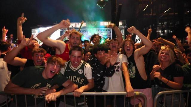 开云体育官方-密尔沃基等待总决赛47年,雄鹿不想让拥趸们失望